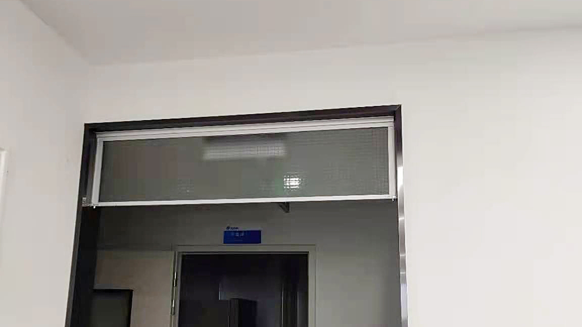 夹丝玻璃挡烟垂壁优点